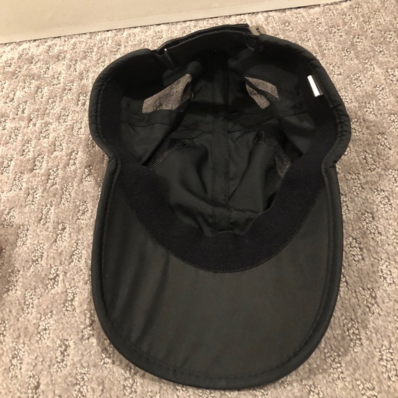 2XU Cap - Picture 4 of 5